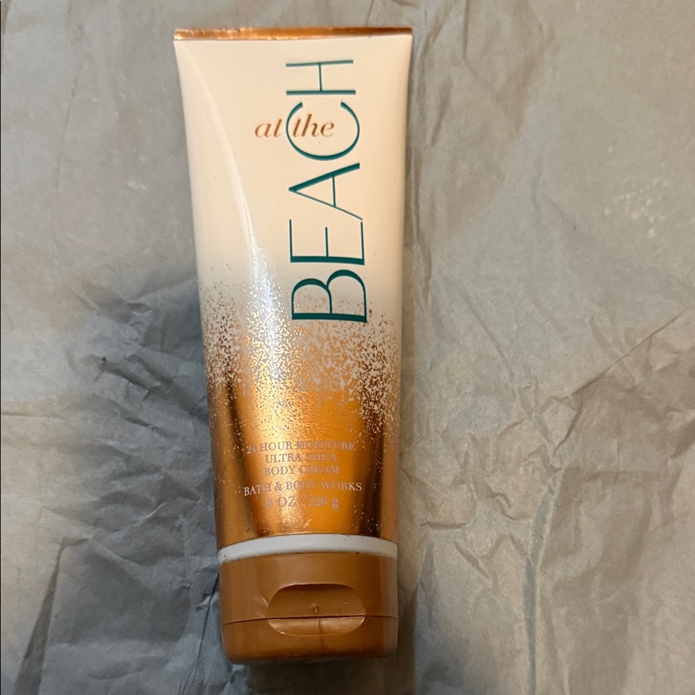 Bath & Body Works At the Beach Body Wash - Gold and Cream